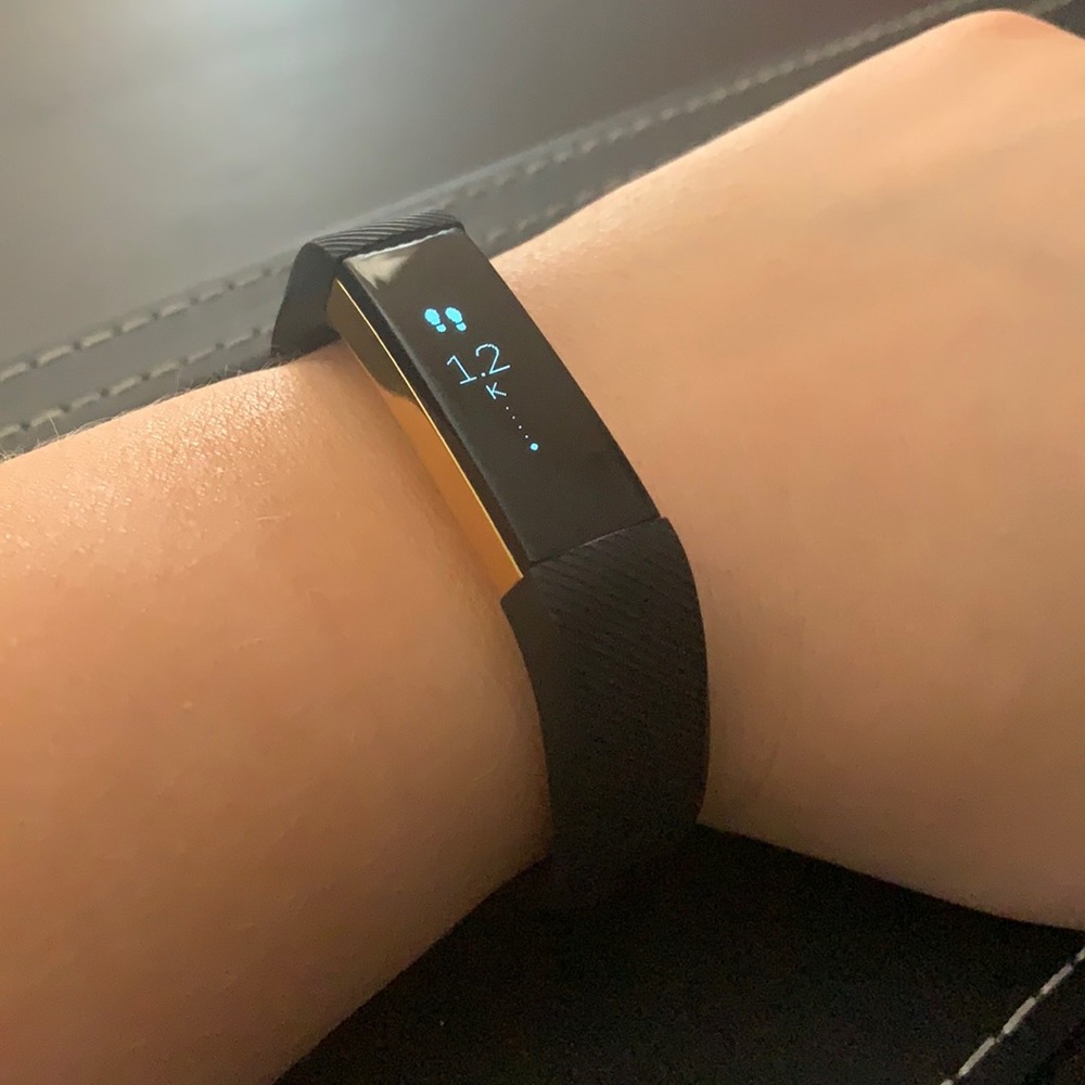 Black Fitbit Alta Gold Special Edition